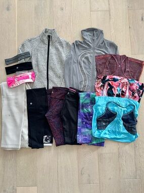 Lululemon Lot Bundle 13-Piece Jacket Leggings Tank Tops 🍋